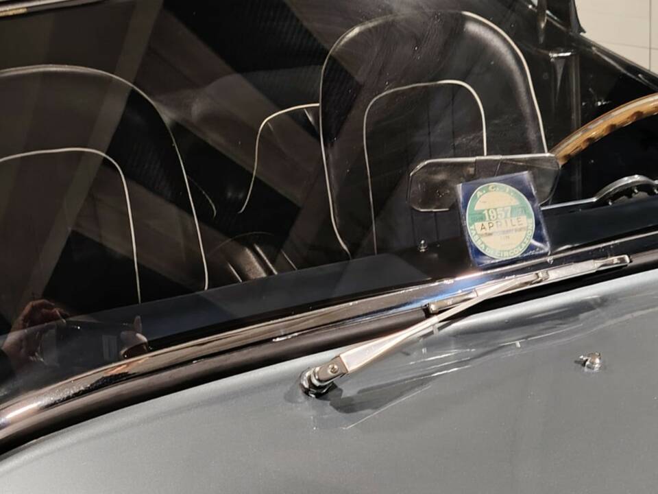 Imagen 38/72 de Austin-Healey 100/6 (BN4) (1957)