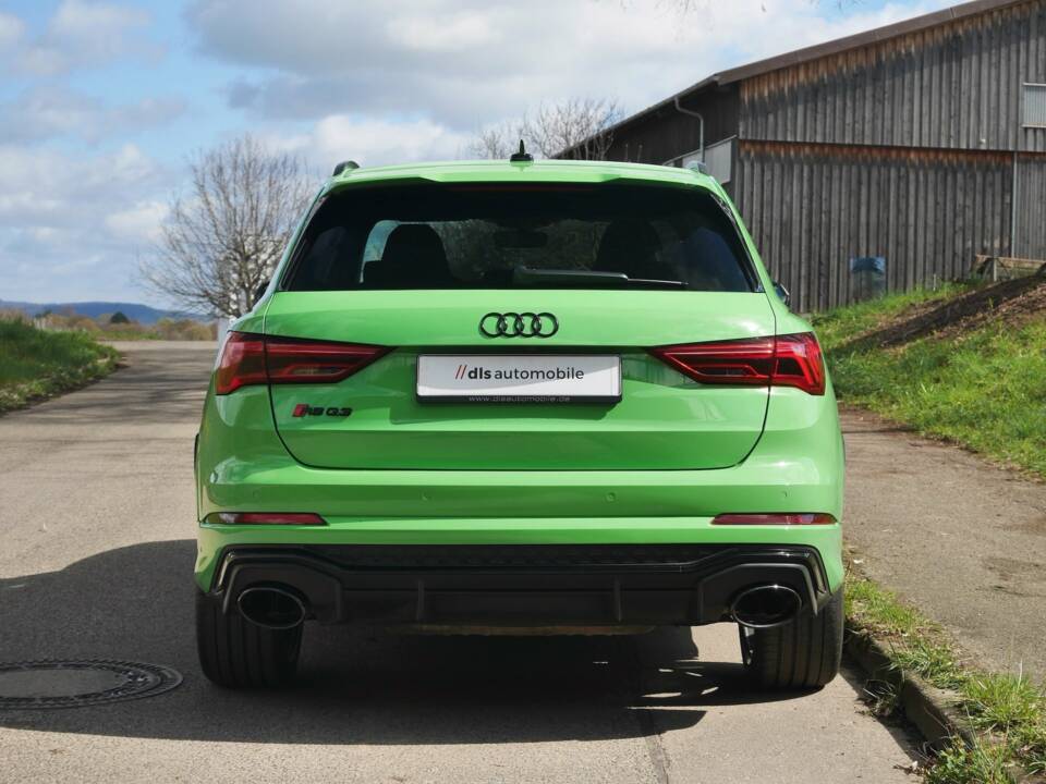 Bild 8/45 von Audi RS Q3 (1900)