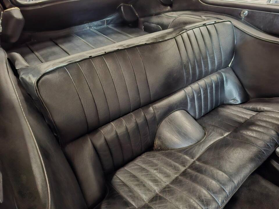 Bild 7/7 von Jaguar E-Type (2+2) (1967)