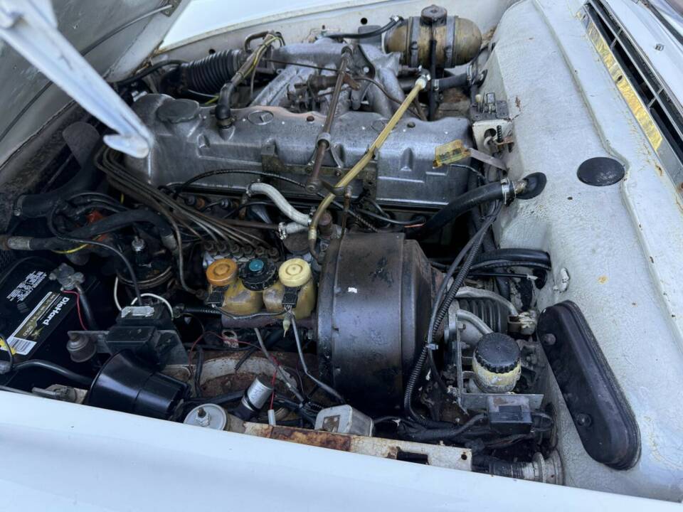 Image 35/50 of Mercedes-Benz 280 SL (1970)