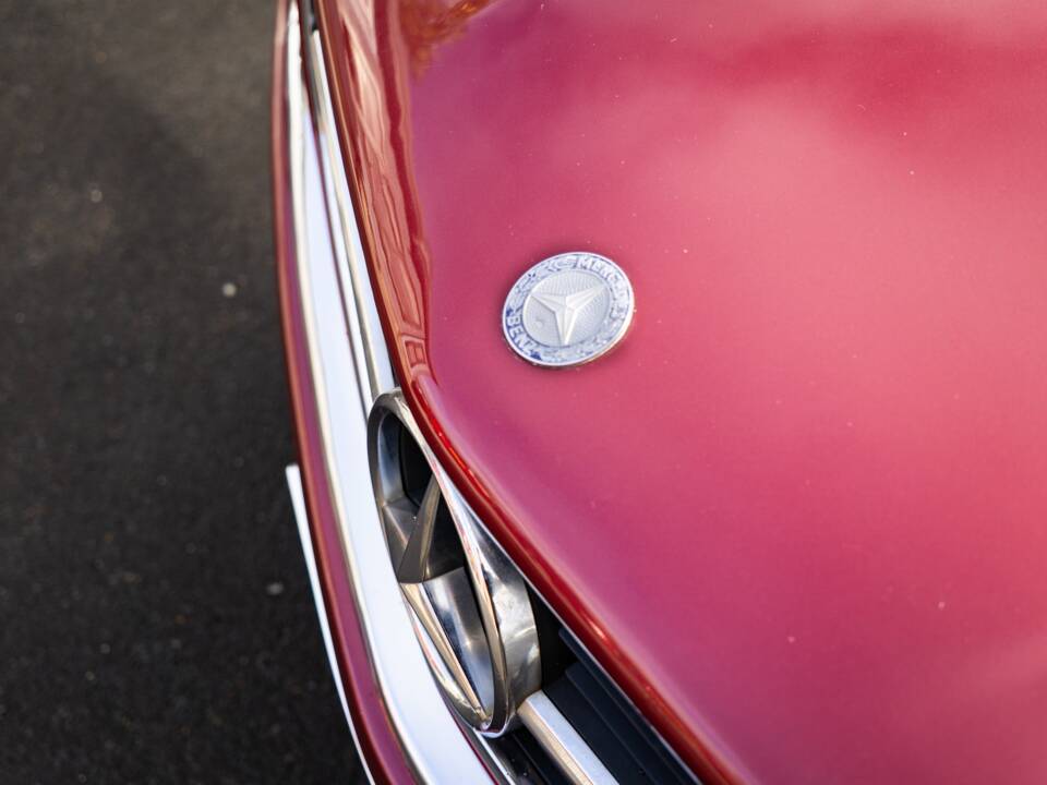 Bild 12/26 von Mercedes-Benz 500 SEC (1990)