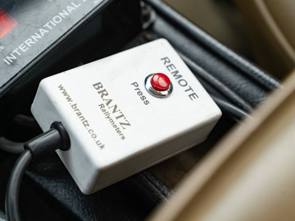 Bild 47/50 von Jaguar E-Type V12 (2+2) (1971)