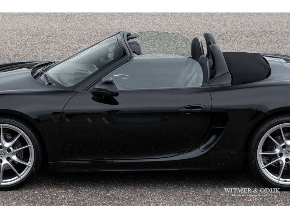 Immagine 19/36 di Porsche Boxster (2013)