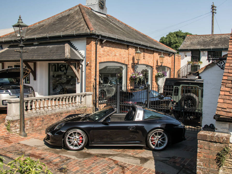 Image 9/23 de Porsche 911 Targa 4 GTS (2015)