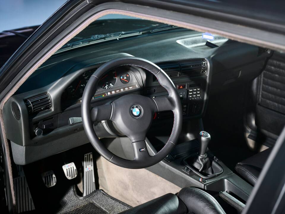 Bild 10/36 von BMW M3 (1989)