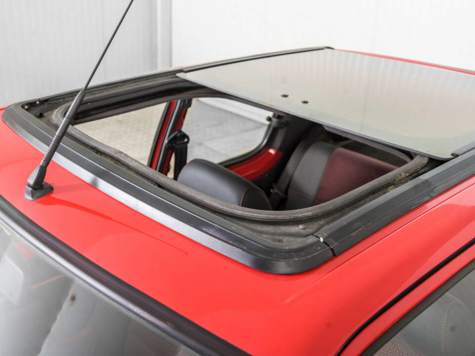 Image 42/50 of Peugeot 205 GTi 1.6 (1986)