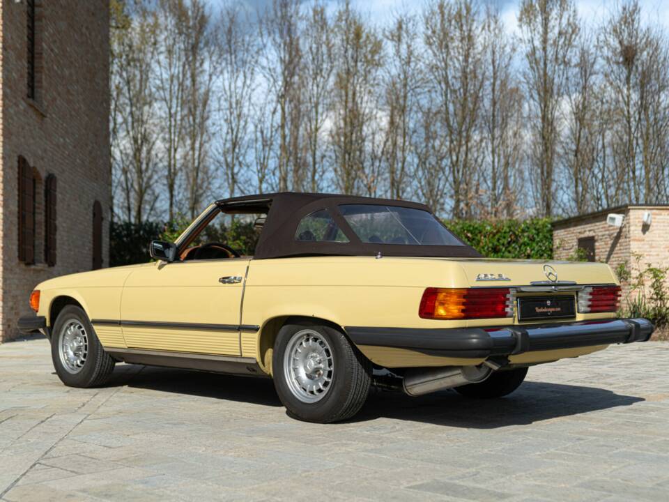 Image 11/50 de Mercedes-Benz 450 SL (1977)