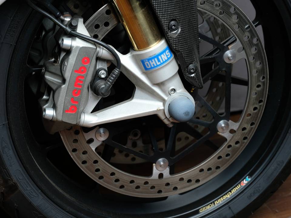 Image 8/10 of Ducati DUMMY (2009)