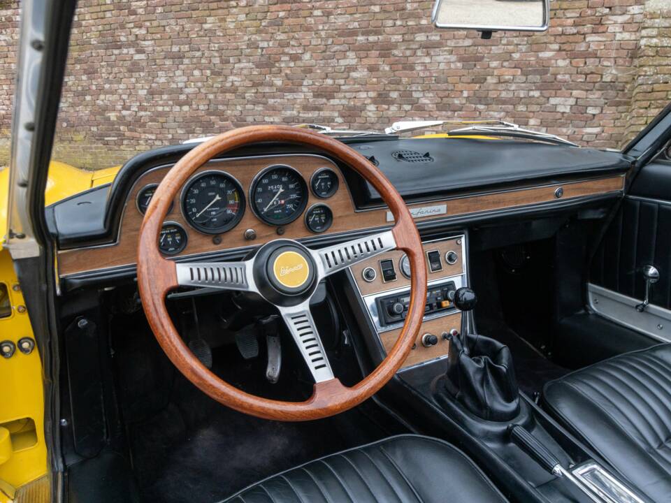 Image 21/50 of FIAT Dino Spider (1968)