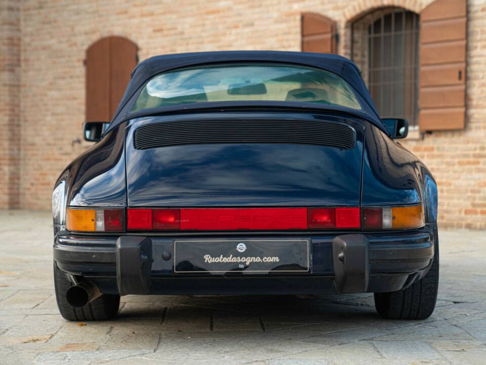 Bild 8/50 von Porsche 911 Carrera 3.2 (1989)