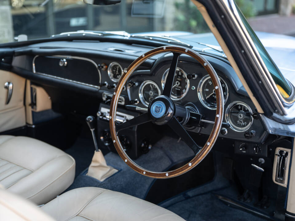 Bild 47/56 von Aston Martin DB 4 (1958)