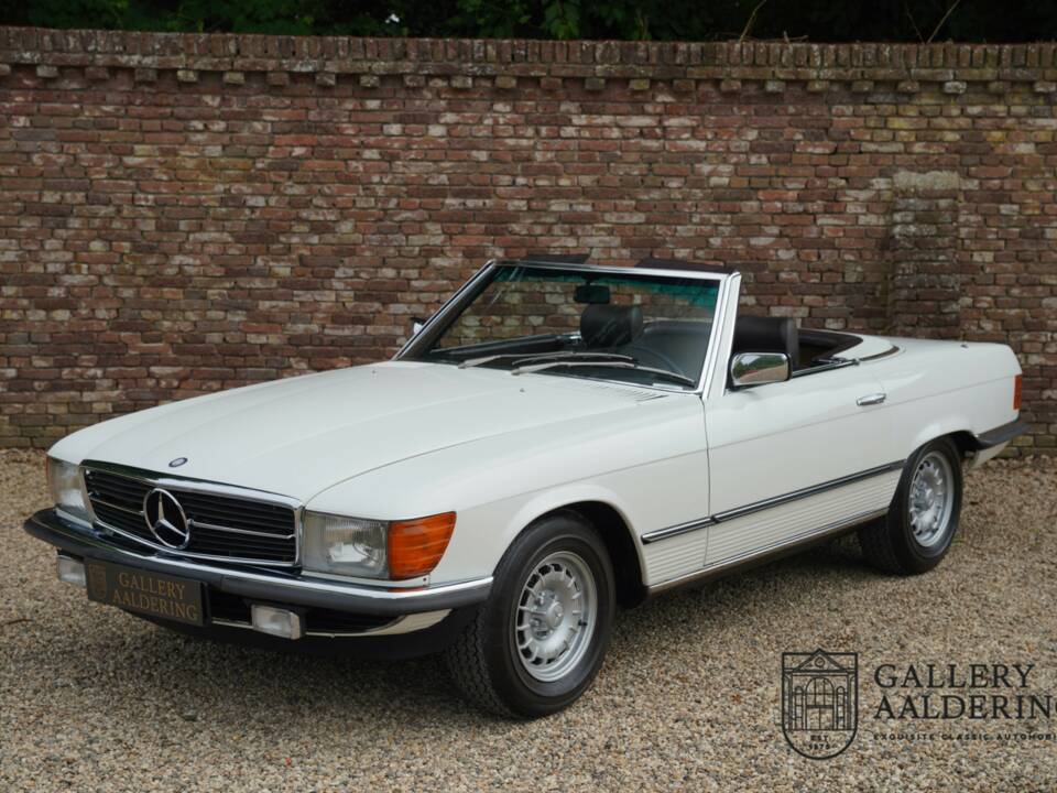 Image 18/50 of Mercedes-Benz 280 SL (1981)