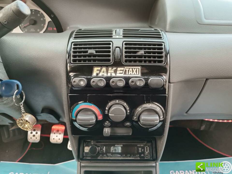 Image 7/10 of FIAT Punto 85 16V (1998)