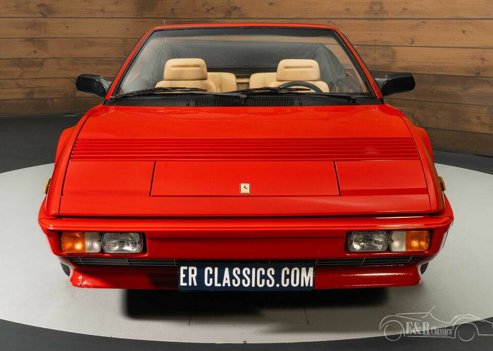 Image 4/8 of Ferrari Mondial 3.2 (1985)