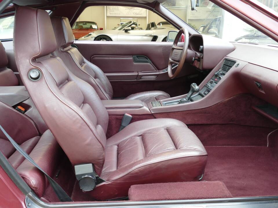 Bild 18/20 von Porsche 928 S (1982)