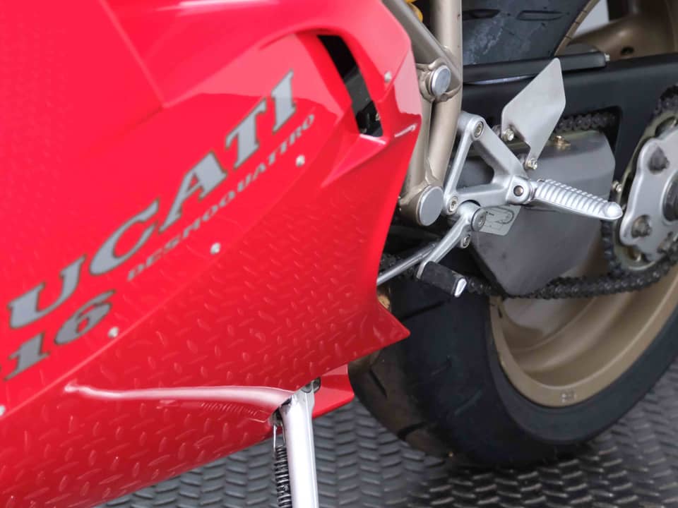 Bild 35/93 von Ducati 916 Strada (1994)