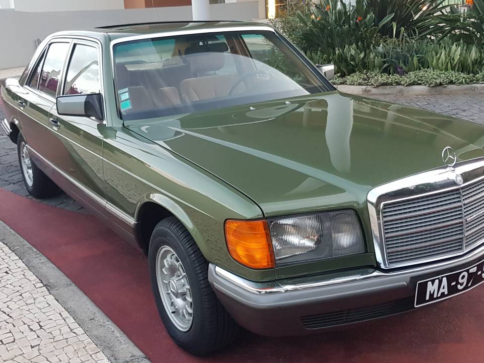 Bild 1/49 von Mercedes-Benz 280 SE (1982)