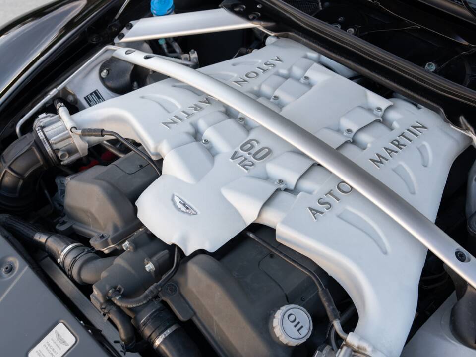 Image 81/83 de Aston Martin V12 Vantage (2009)