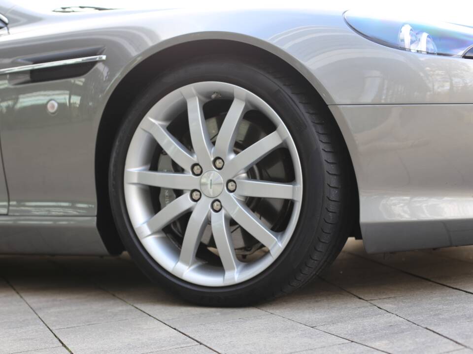 Bild 32/47 von Aston Martin DB 9 Volante (2006)