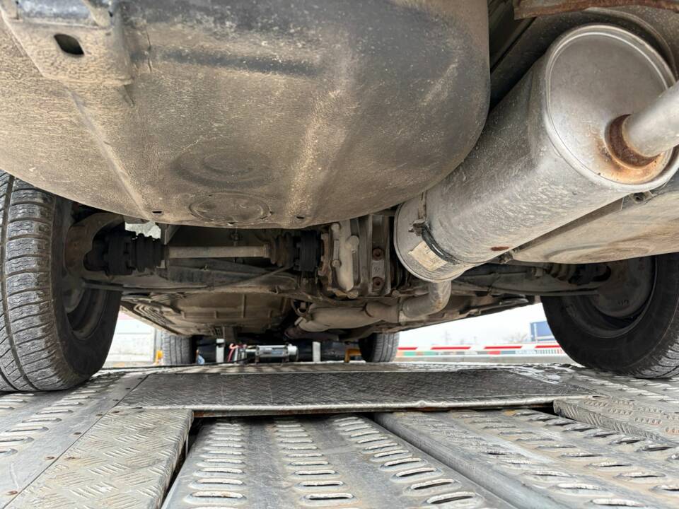 Bild 35/41 von BMW 520i (1982)