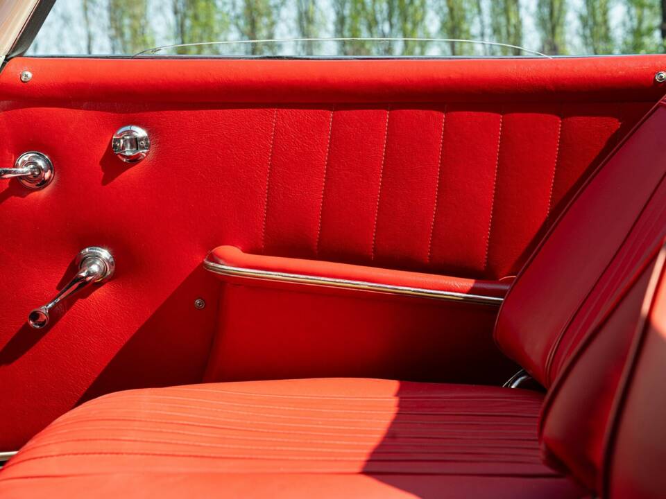 Image 48/50 of Mercedes-Benz 190 SL (1959)