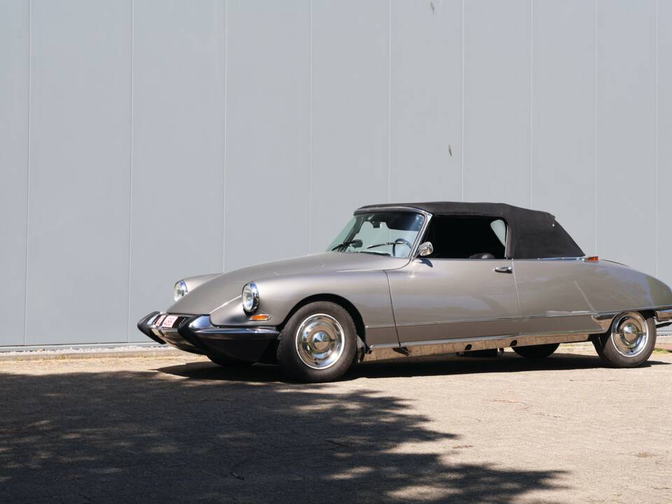 Bild 25/39 von Citroën DS 21 Chapron (1966)