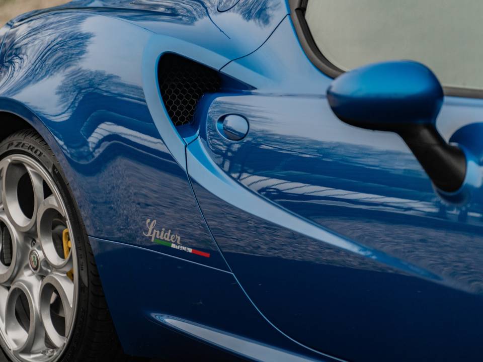 Image 23/50 of Alfa Romeo 4C Spider (2018)