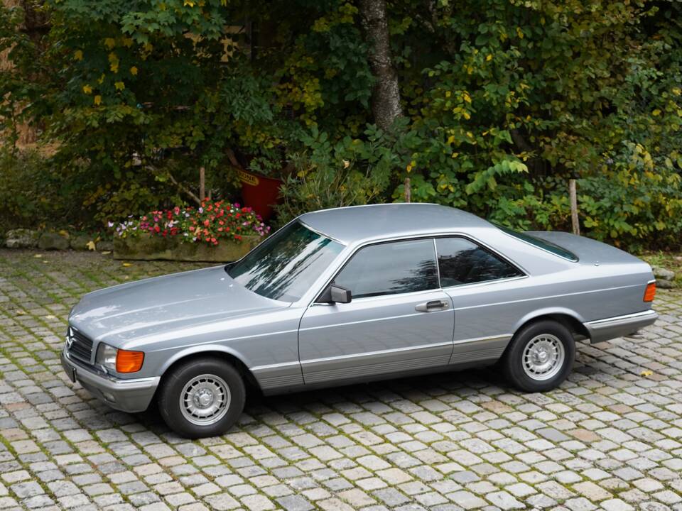 Image 1/12 of Mercedes-Benz 500 SEC (1984)