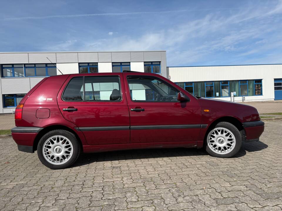 Imagen 6/18 de Volkswagen Golf III 1.6 (1996)