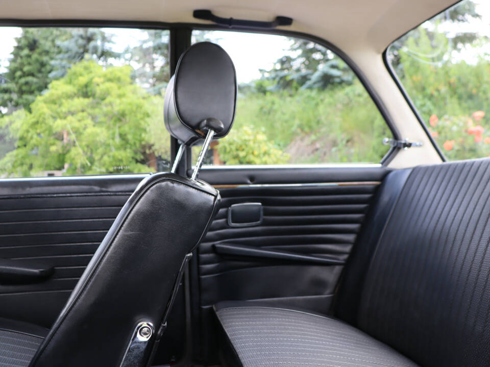 Image 40/50 of BMW 2002 (1970)