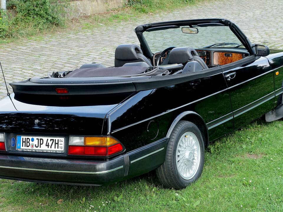 Bild 3/13 von Saab 900 S (1992)