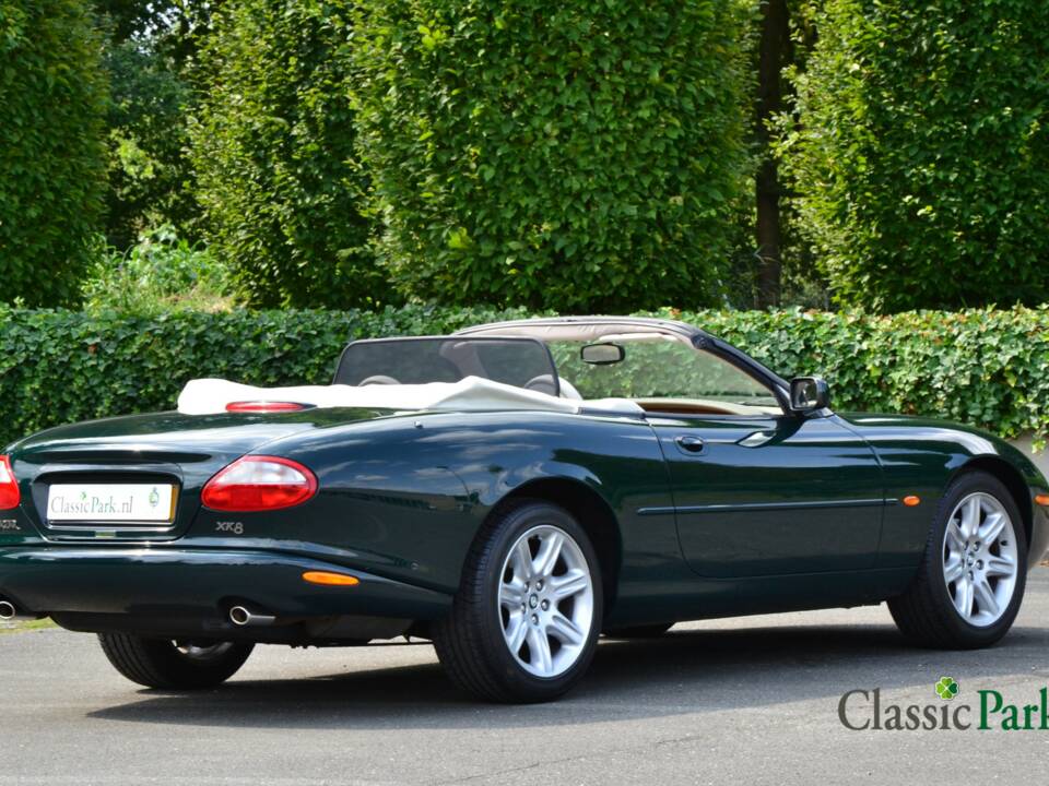 Imagen 4/50 de Jaguar XK8 4.0 (1998)