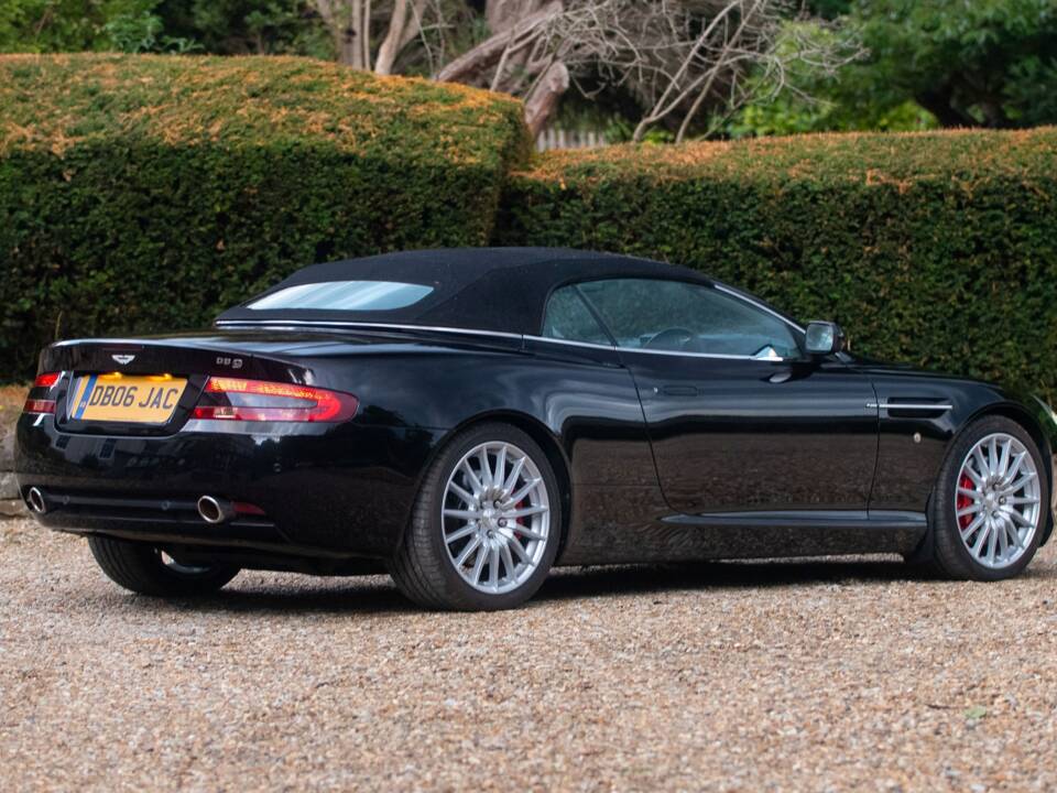Bild 3/50 von Aston Martin DB 9 Volante (2006)