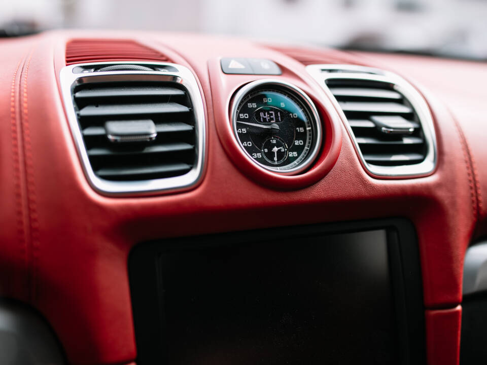 Image 43/70 of Porsche Boxster Spyder (2015)