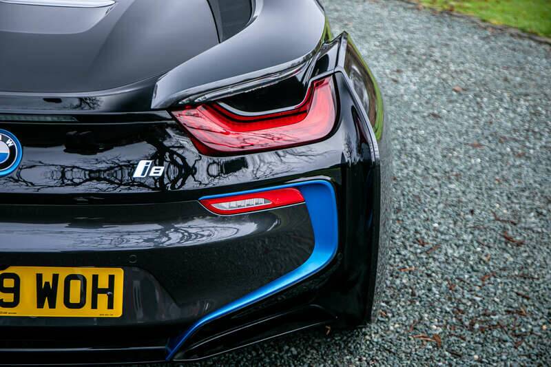 Bild 30/36 von BMW i8 Roadster (2019)