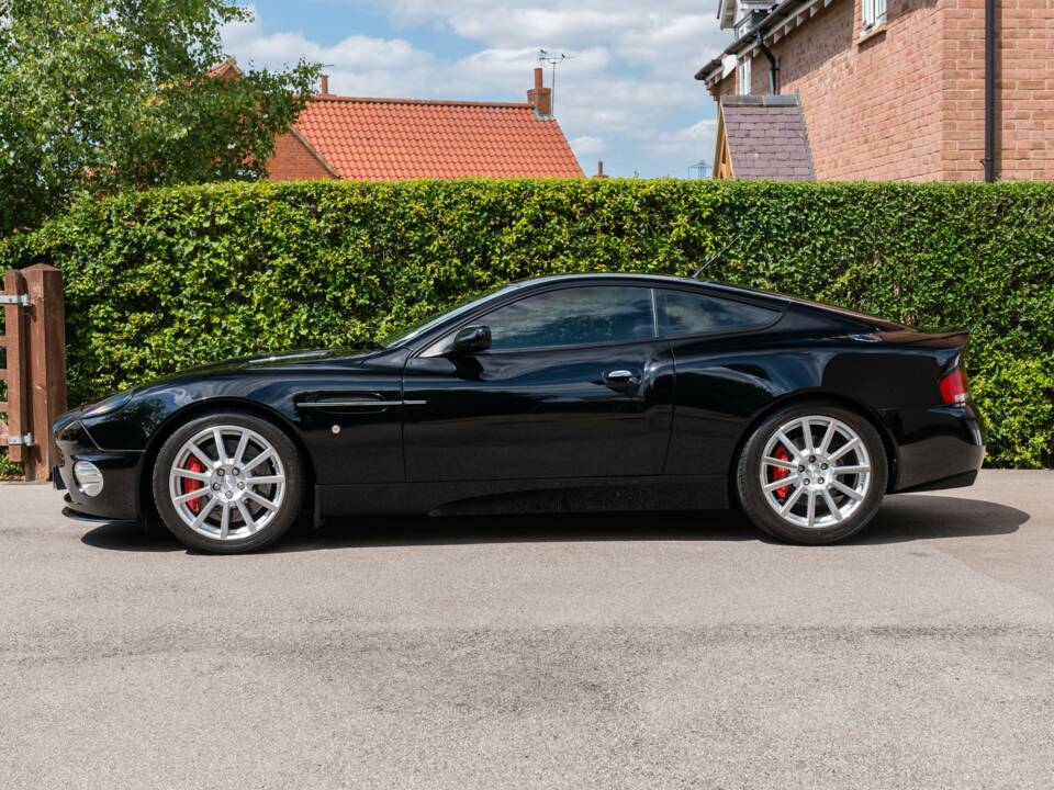 Bild 4/42 von Aston Martin V12 Vanquish S Ultimate Edition (2007)