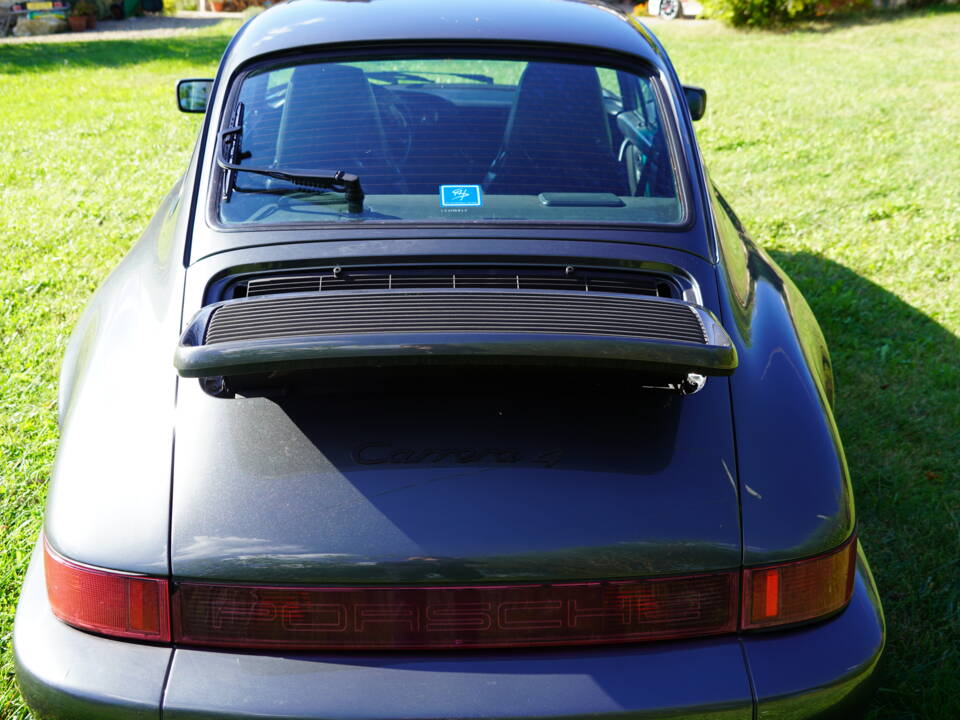 Image 49/52 of Porsche 911 Carrera 4 (1990)