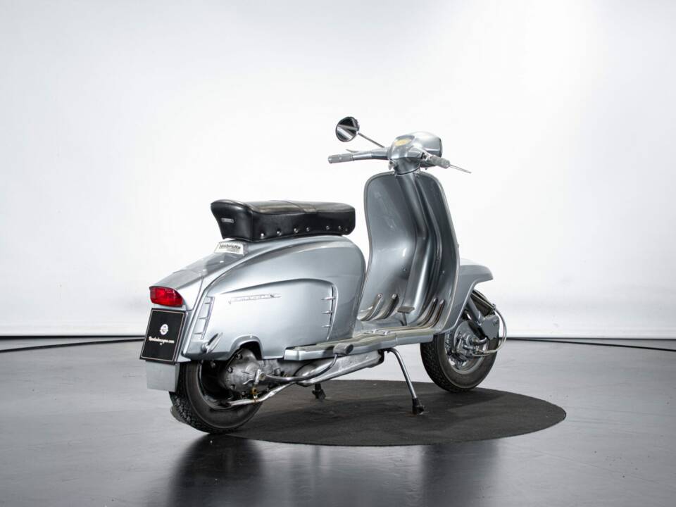 Imagen 4/41 de Innocenti Lambretta Li Special 125 (1966)