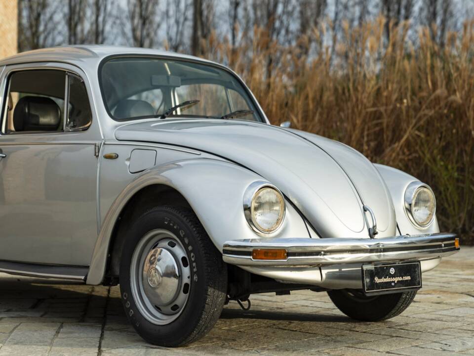 Image 19/49 of Volkswagen Beetle 1200 L (1982)