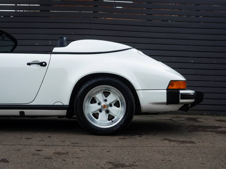 Bild 7/48 von Porsche 911 Speedster 3.2 (1989)