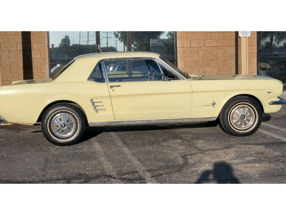 Afbeelding 14/50 van Ford Mustang 289 (1966)