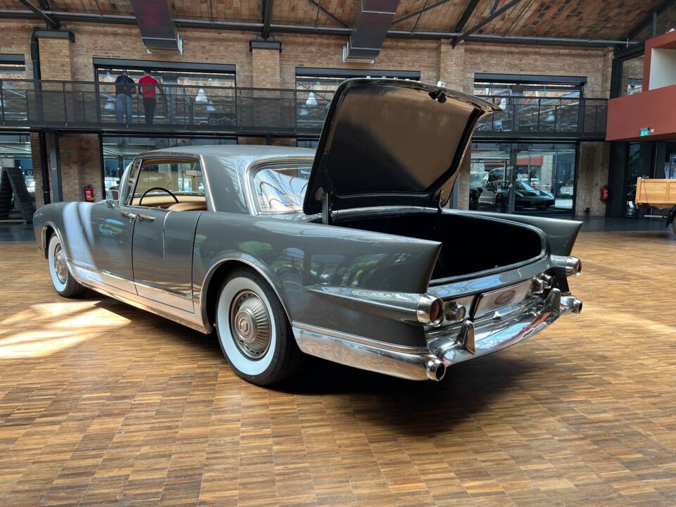 Bild 20/43 von Facel Vega Excellence (1960)