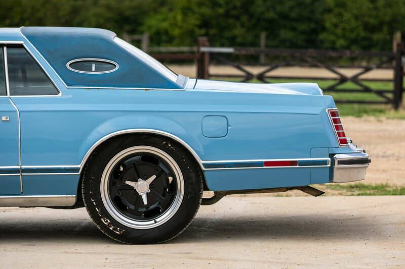 Afbeelding 42/42 van Lincoln Continental Mark V (1978)