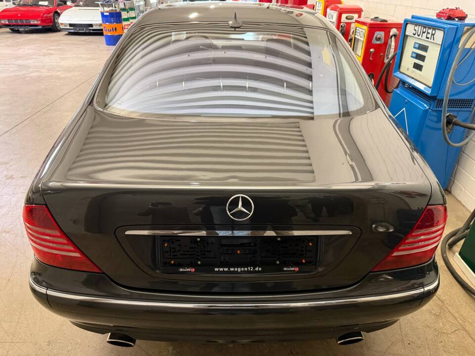 Immagine 15/18 di Mercedes-Benz S 600 L (2003)