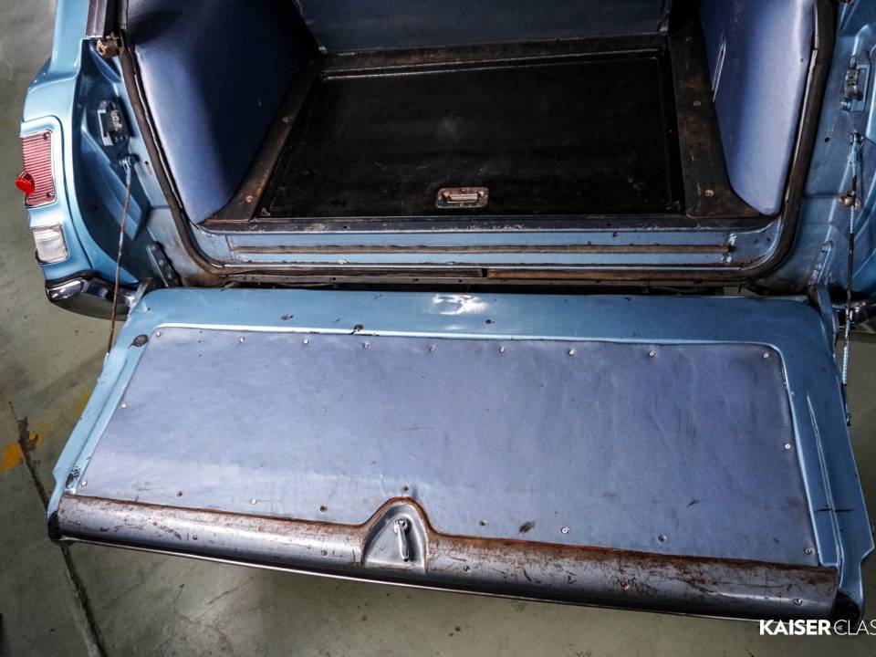 Image 25/50 de Oldsmobile Vista Cruiser (1968)