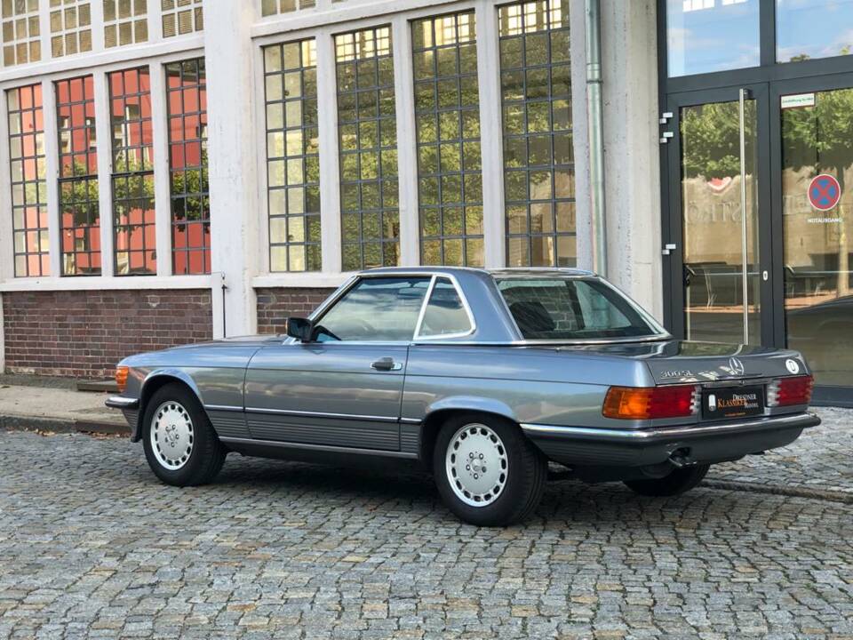 Image 25/36 of Mercedes-Benz 300 SL (1987)