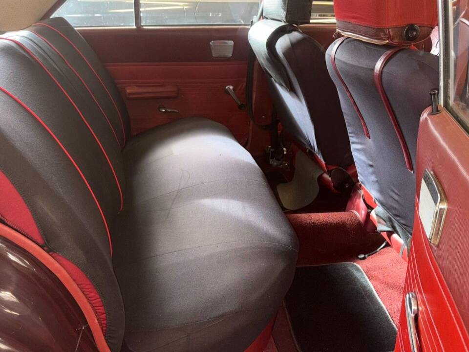 Image 11/19 of Ford 17m 1700 (1971)