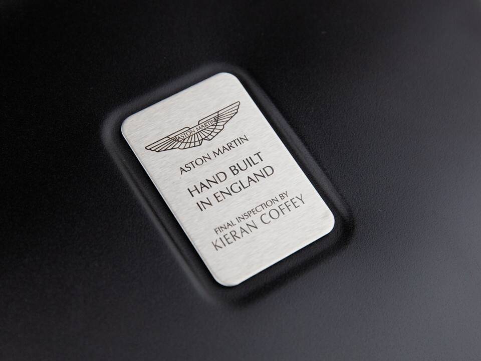 Afbeelding 68/81 van Aston Martin DB 9 Volante (2015)