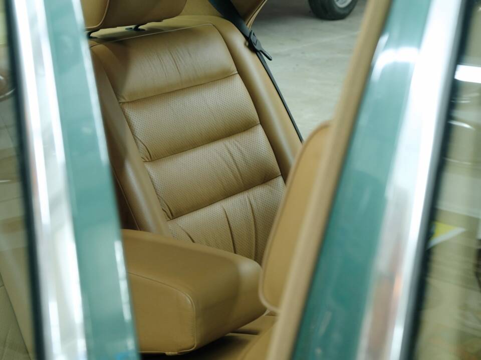 Bild 23/50 von Mercedes-Benz 420 SEL (1990)
