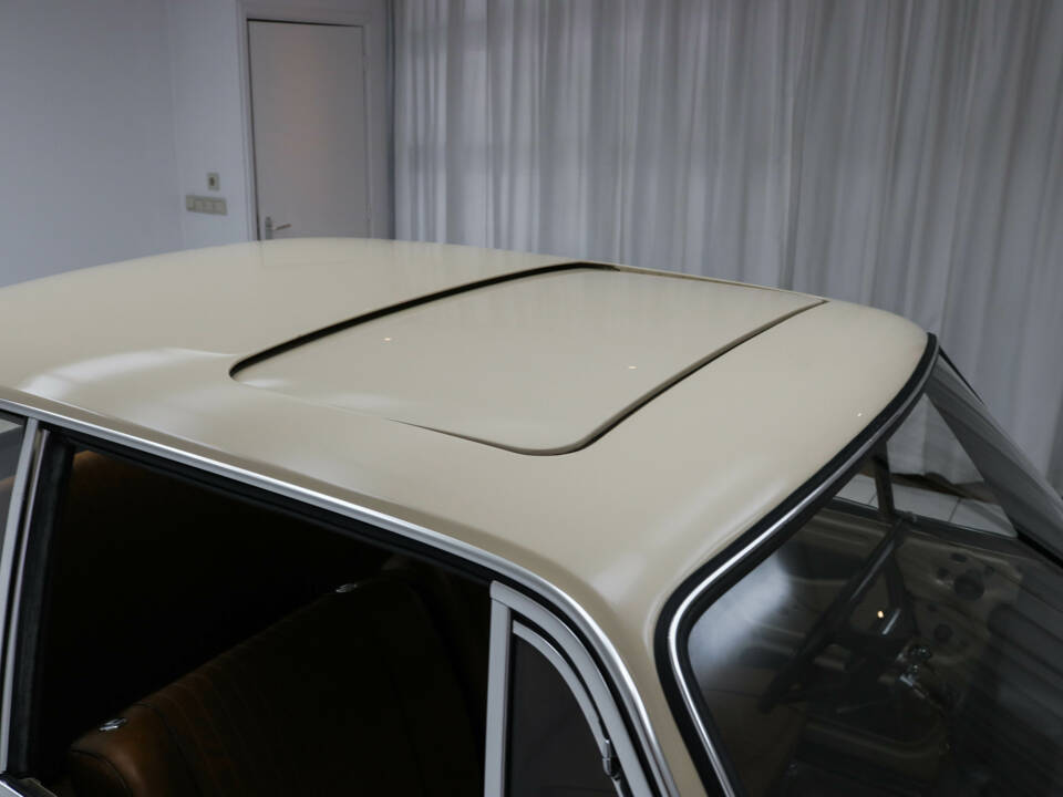 Bild 17/20 von BMW 2002 (1971)